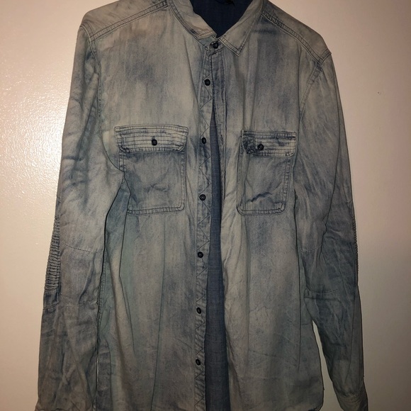 Jean jacket! - Picture 1 of 4